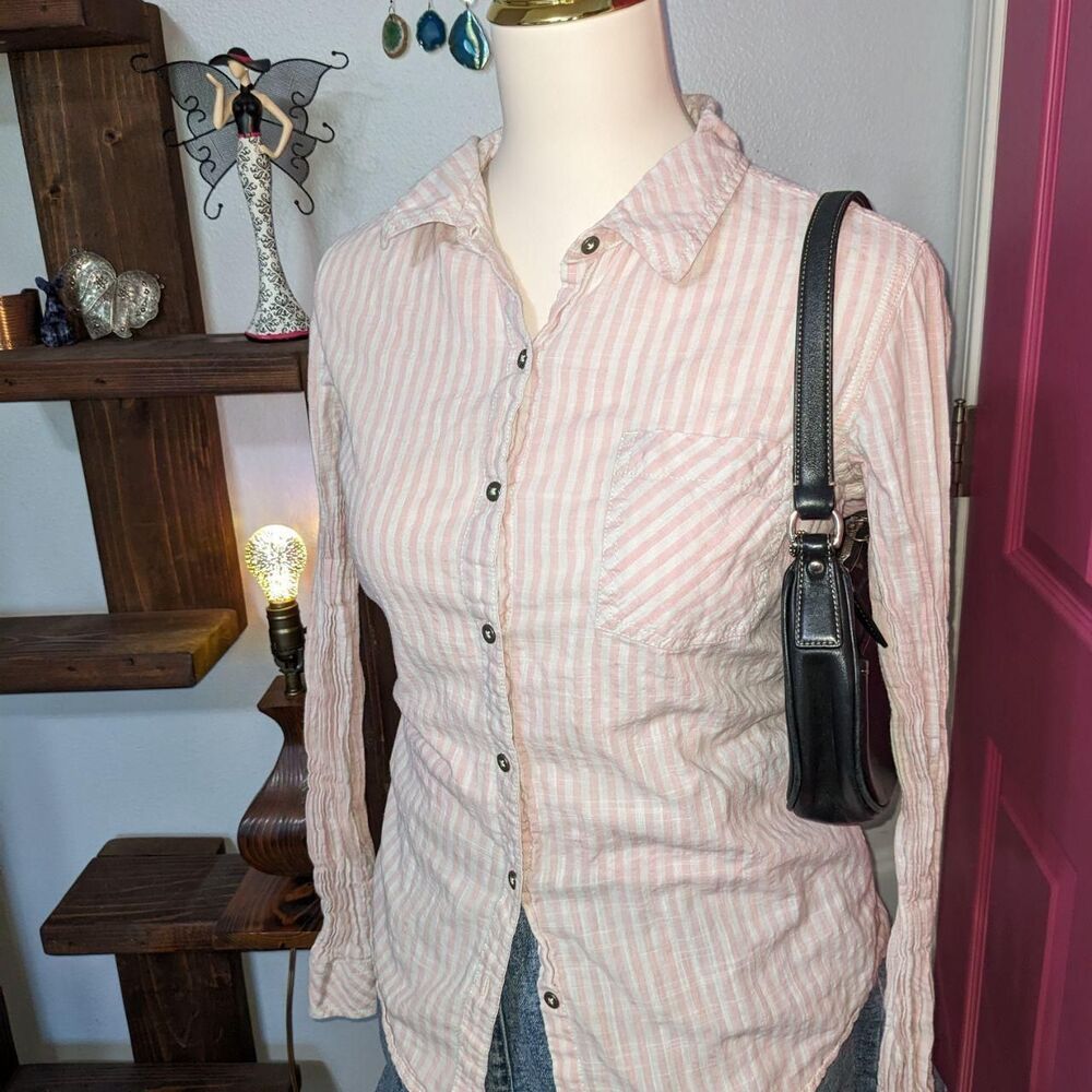 Natural-reflections Women's Pink and White Shirt